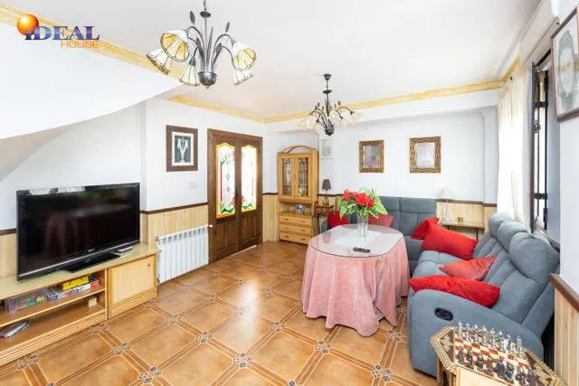 VIVIENDA PAREADA EN MONTELUZ — 21