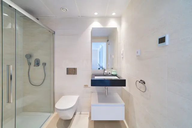 Ático de Lujo con Solárium Panorámico y Jacuzzi: El Balcón d - foto 2