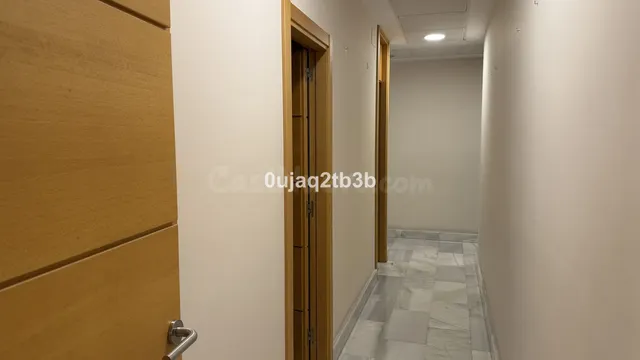 Oficina 10 habitaciones 366m² en venta - Marbella — 5