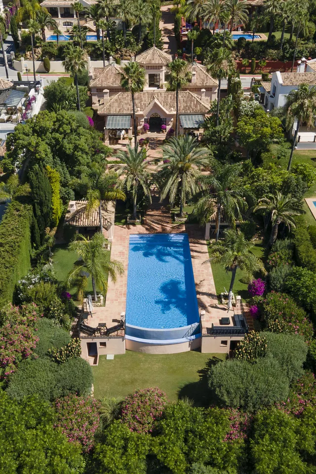 Chalet 3 habitaciones 595m² en venta - Marbella — 12