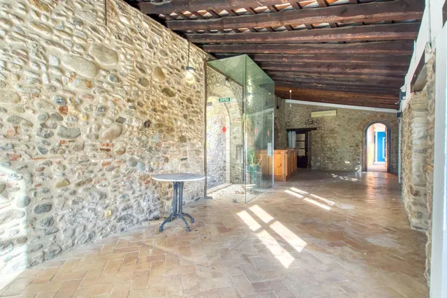 CASA DE PIEDRA SEMIRESTAURADA - foto 3