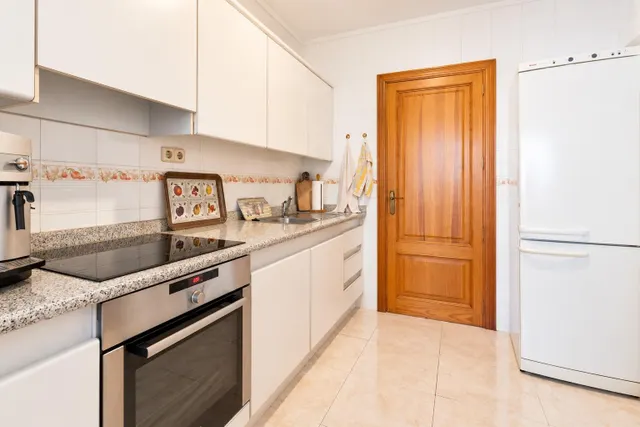 Apartamento con amplia terraza y vistas al puerto en Portopetro — 20