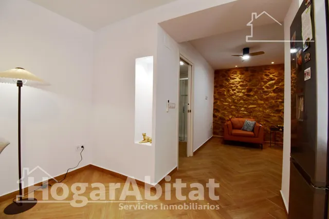 ESPACIOSA CASA SEMIRREFORMADA CON TERRAZA — 22