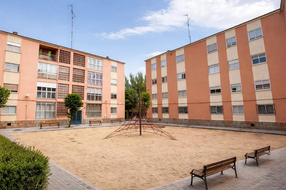 Urbis te ofrece un piso en venta en zona San José, Salamanca.