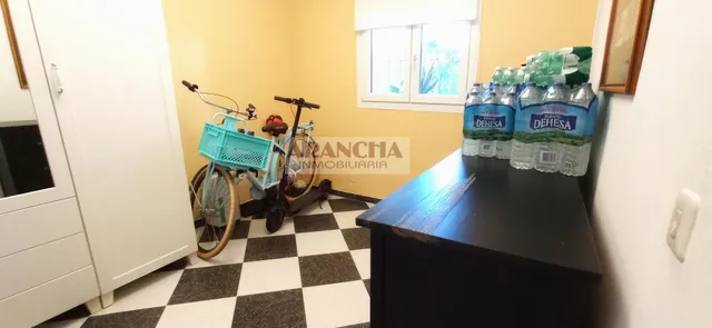 PISO BAJO CON PARKING — 6