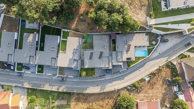 Chalet 3 habitaciones 306m² en venta - Campos e Louredo — 26