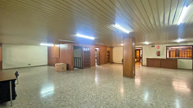 Local comercial zona centro Alicante - entreplanta+planta baja+sotano — 20