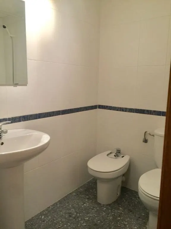 PISO EN URBANIZACION, CON PISCINA , PADEL, — 16