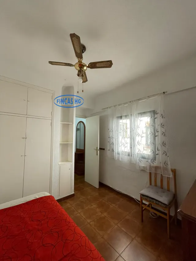 Vivienda situada en el barrio de Altozano, muy próxima a la Plaza de América — 9