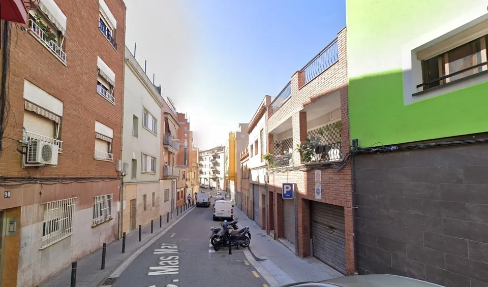 PISO EN SANTA COLOMA DE GRAMENET