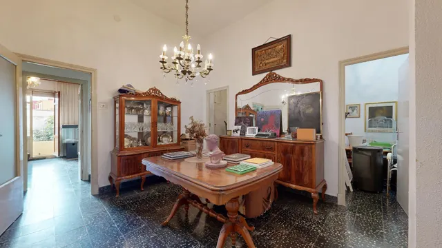 CASA DE DOS PLANTAS DE 180 M2 CADA UNA EN EL CORAZON DE TORRENT — 38