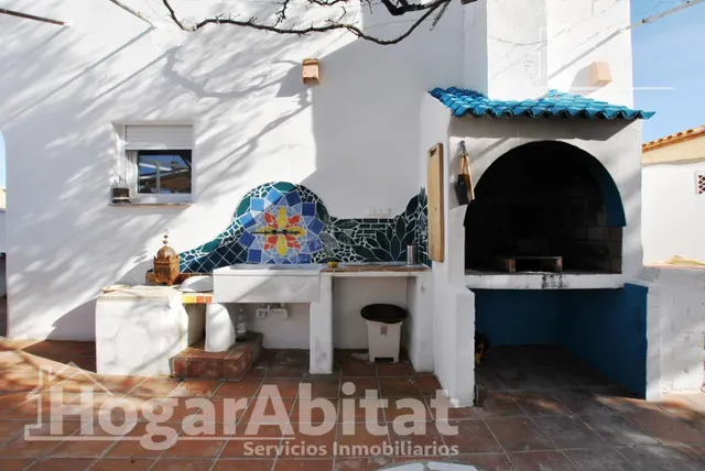 Casa seminueva y esquinera con terraza cerca de la playa — 31