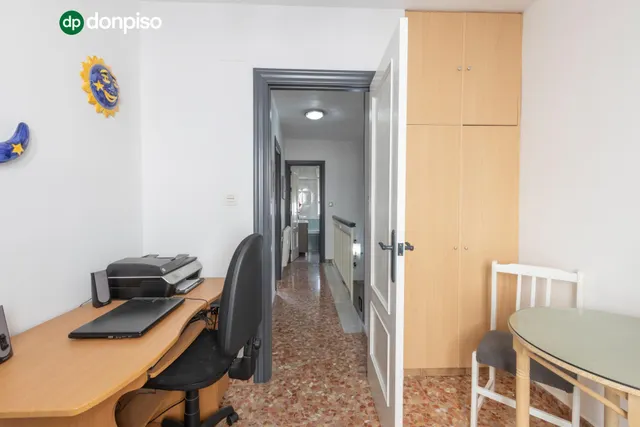 PRECIOSO ADOSADO CON PATIO, TERRAZA, COCHERA Y ESTUFA DE LEÑA EN LAS GABIAS (GRANADA) — 7