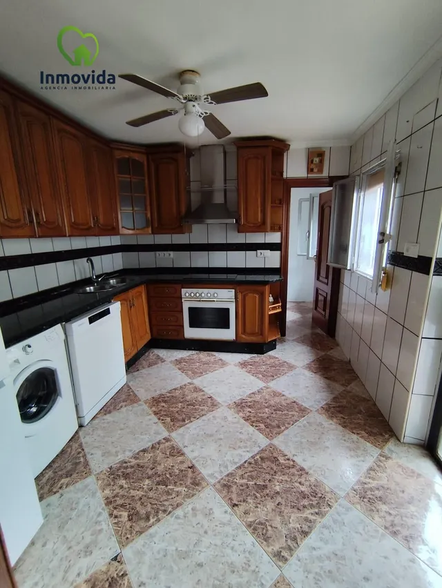 Amplia Casa en Cañero, Córdoba - Oportunidad Única por €240.000 — 6
