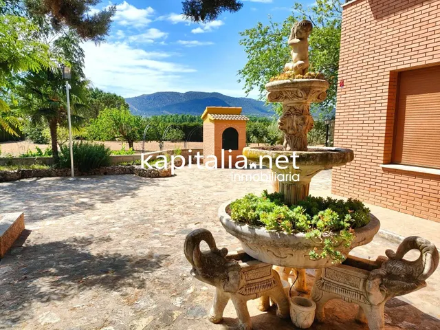 INTERESANTE CHALET A LA VENTA EN BANYERES DE MARIOLA — 31