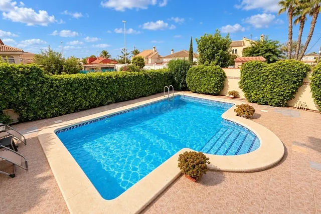 Villa en La Marina/San Fulgencio — 4