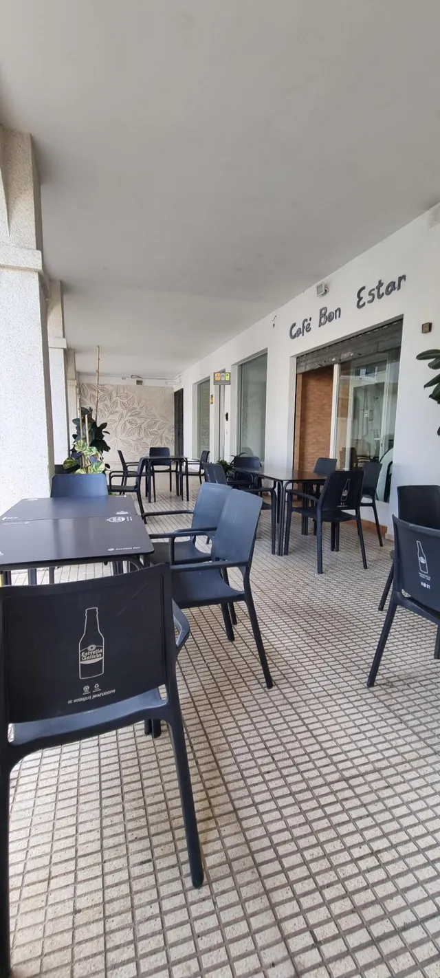 LOCAL COMERCIAL EN AVENIDA PRINCIPAL — 6