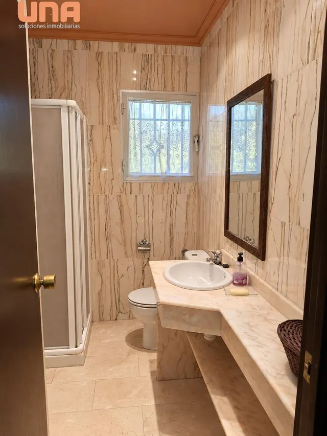 Chalet con parcela Urbana en Santa Maria de Trasierra (pueblo) — 19