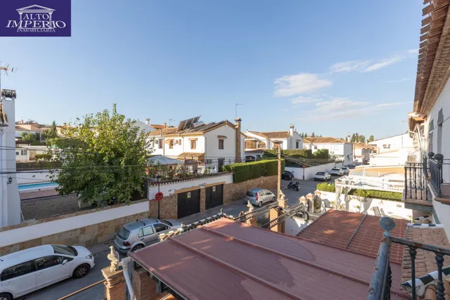 Casa adosada con terraza, vistas a Granada y Sierra Nevada, garaje y sótano — 39