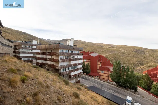 MAGNIFICO PISO EN ZONA MEDIA DE LA estación DE SIERRA NEVADA — 18
