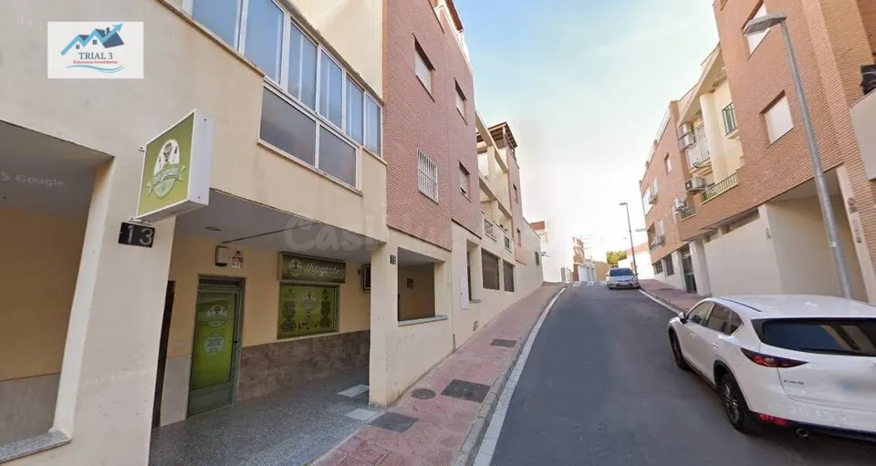 Venta de piso en Almería.