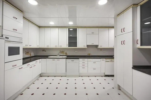 Piso alto y luminoso en galvany — 30