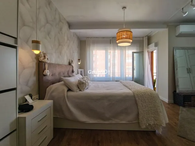 PISO DE 111 M2 TOTALMENTE REFORMADO CON 2 BALCONES JUNTO AL PASSEIG DE RONDA — 26