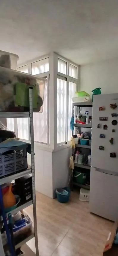 Apartamento céntrico en Torrevieja: 2 hab, 1 baño y solárium — 8