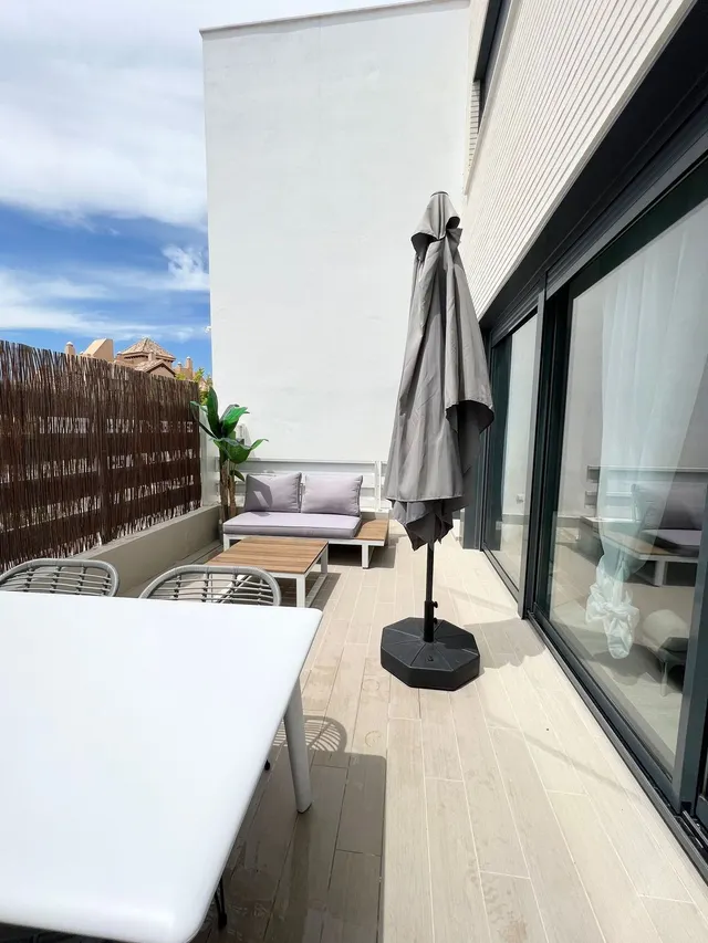 Planta baja 2 habitaciones 150m² en alquiler - Costa Del Sol — 7