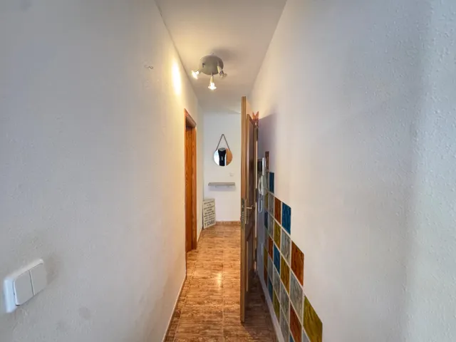 Casa con amplia cochera, terraza y patio. — 6