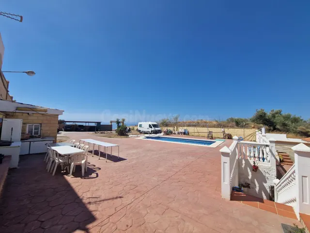 Espléndida Oportunidad de Inversión en Torre de Benagalbón:  - foto 2