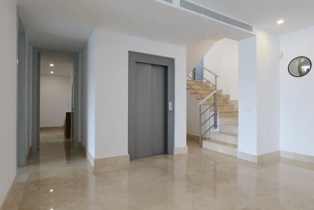 Chalet 6 habitaciones 777m² en venta - El Madroñal — 30