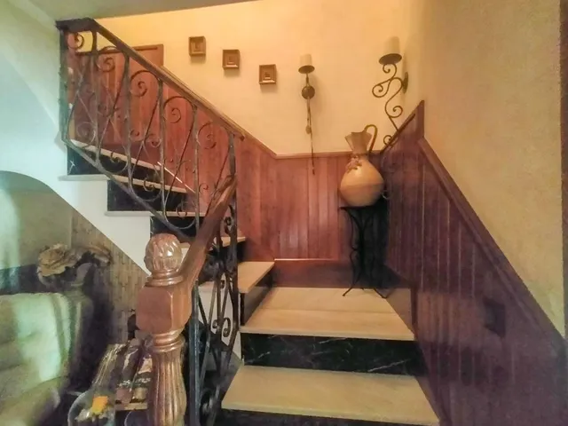 SENSACIONAL CASA DE ENSUEÑO EN AGUILAR — 19