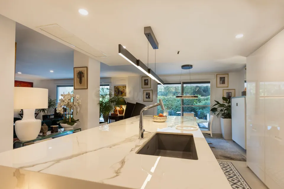 Apartamento 3 habitaciones 197m² en venta - Sotogrande - Alto