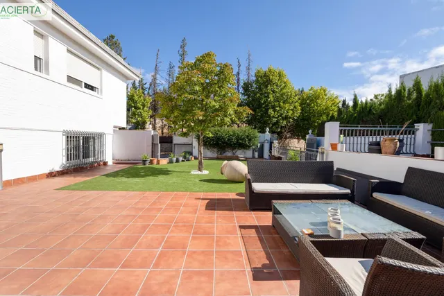 Espectacular chalet en el serrallo — 13