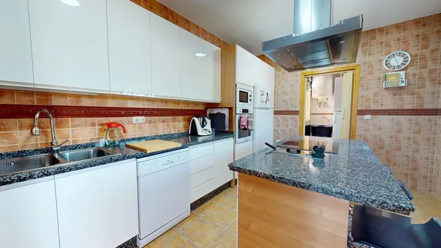 PARCELA EN PROINDIVISO CON VIVIENDA — 29