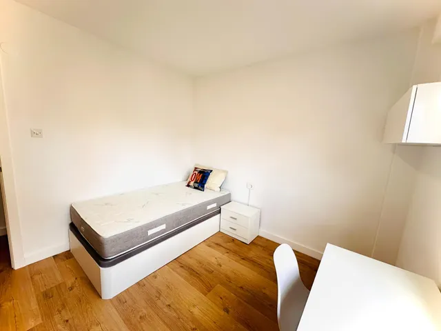 Habitación 4 habitaciones 101m² en alquiler - Alcampo — 31
