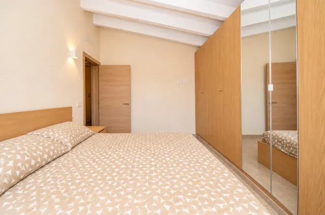Finca con vivienda para alquiler de temporada en Alcudia — 17
