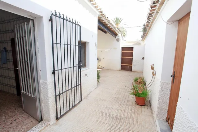 Casa de pueblo 4 habitaciones, planta baja con patio, garaje y gran potencial en La Palma — 43