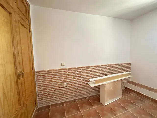 SINGULAR CASA CON DOS VIVIENDAS EN LA CABRERA — 9