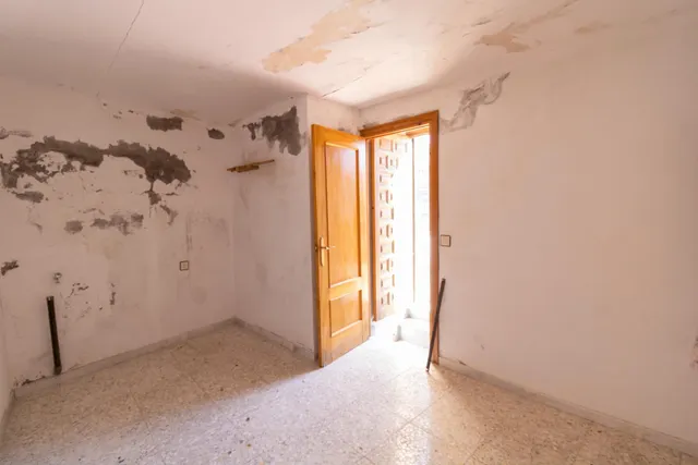ENCANTADORA CASA EN VELEFIQUE — 21