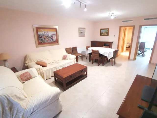 ¡ALQUILER EXCLUSIVO! CASA DÚPLEX EN ZONA RESIDENCIAL EN LA PLAYA DE MALVARROSA DE CORINTO, SAGUNTO! — 24