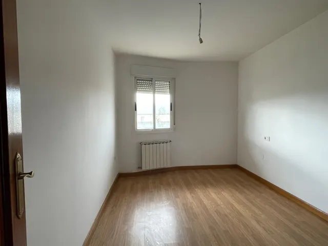 VENTA ADOSADO EN ALMAZCARA EL BIERZO — 11