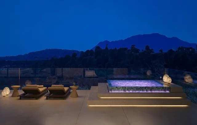 Chalet 5 habitaciones 650m² en venta - Costa Del Sol — 4