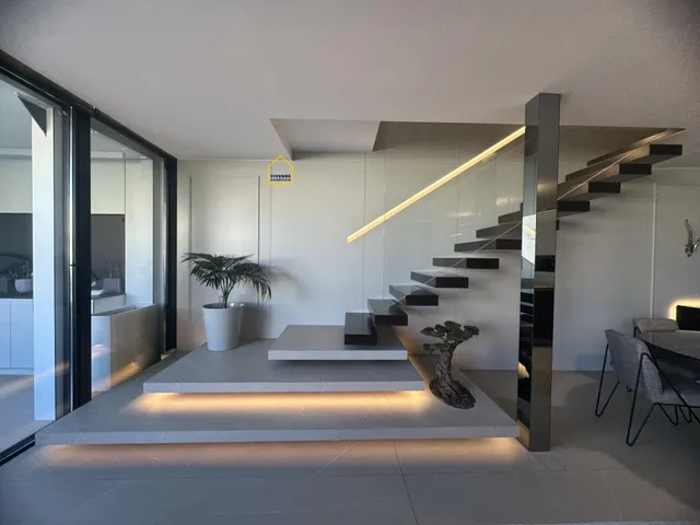 Ático con piscina y gimnasio, en el centro de Lorca — 32