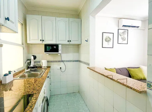PRECIOSO APARTAMENTO A UNOS PASOS DE TODOS LOS SERVICIOS Y DE LA PLAYA — 6
