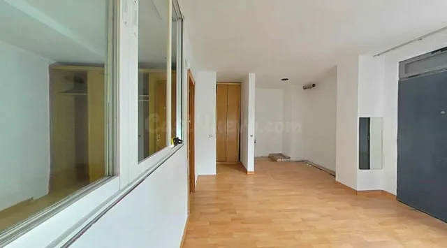 Atractivo Piso en Orcasitas, Madrid - Oportunidad Única - foto 3