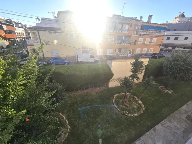 Dúplex adosado, 2 dormitorios, 1 baño, piscina comunitaria, cerca de la Avda. de las Habaneras, a unos 10/15 min. a pie de la playa del Cura — 25