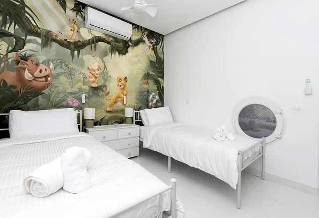 Chalet 6 habitaciones 300m² en venta - Centro — 39