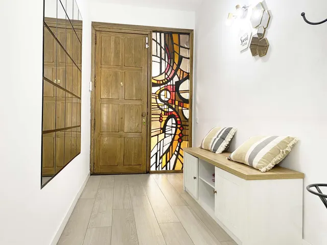 Chalet adosado en venta en Calle de Regàs — 10